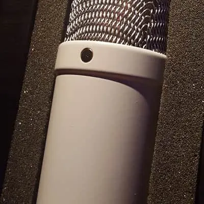Rode Nt1 Microphone
