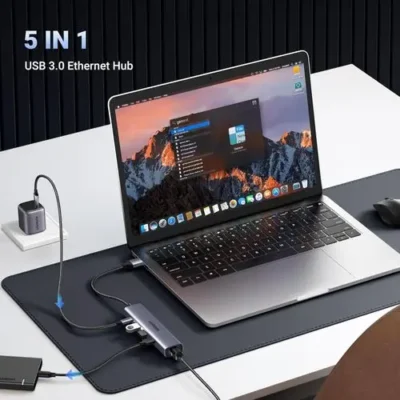 UGREEN CD213 Fast Charger