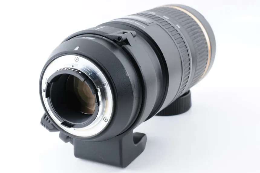 TAMRON 70-200MM 2.8 LENS